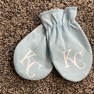 Kansas City baby mits